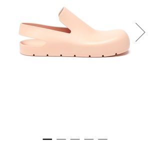 BOTTEGA VENETA
RUBBER SLINGBACK SANDALS